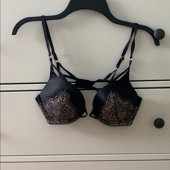 Bomb Shell Bra - Picture 2 of 2